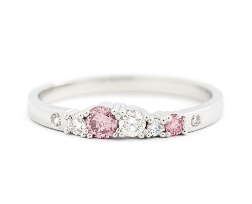Keto Meadow 2mm - Spring färgdiamanter rosa ring, design Jussi Louesalmi, Au3 Goldsmiths
