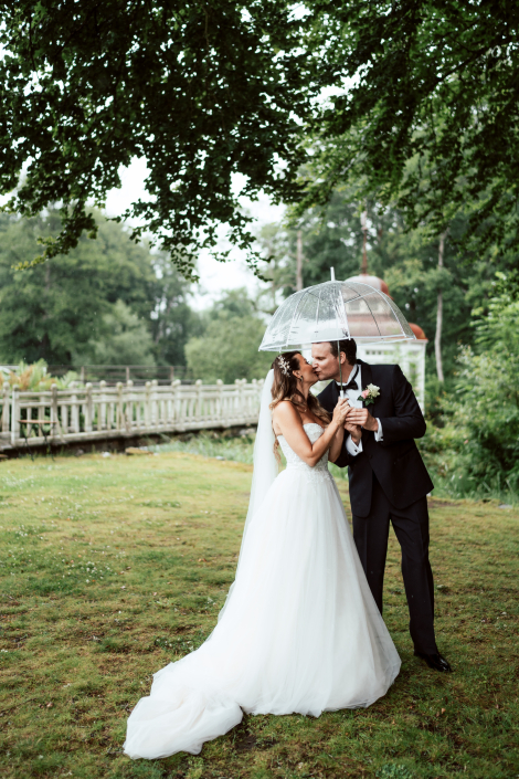 Josefin & Daniel – First Look i regnet Josefin & Daniel - First Look i regnet