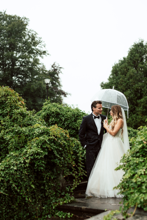 Josefin & Daniel – First Look i regnet Josefin & Daniel - First Look i regnet