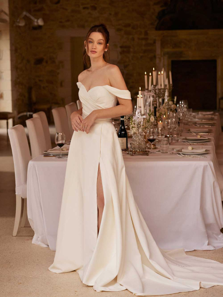 Adore by Justin Alexander - Rey