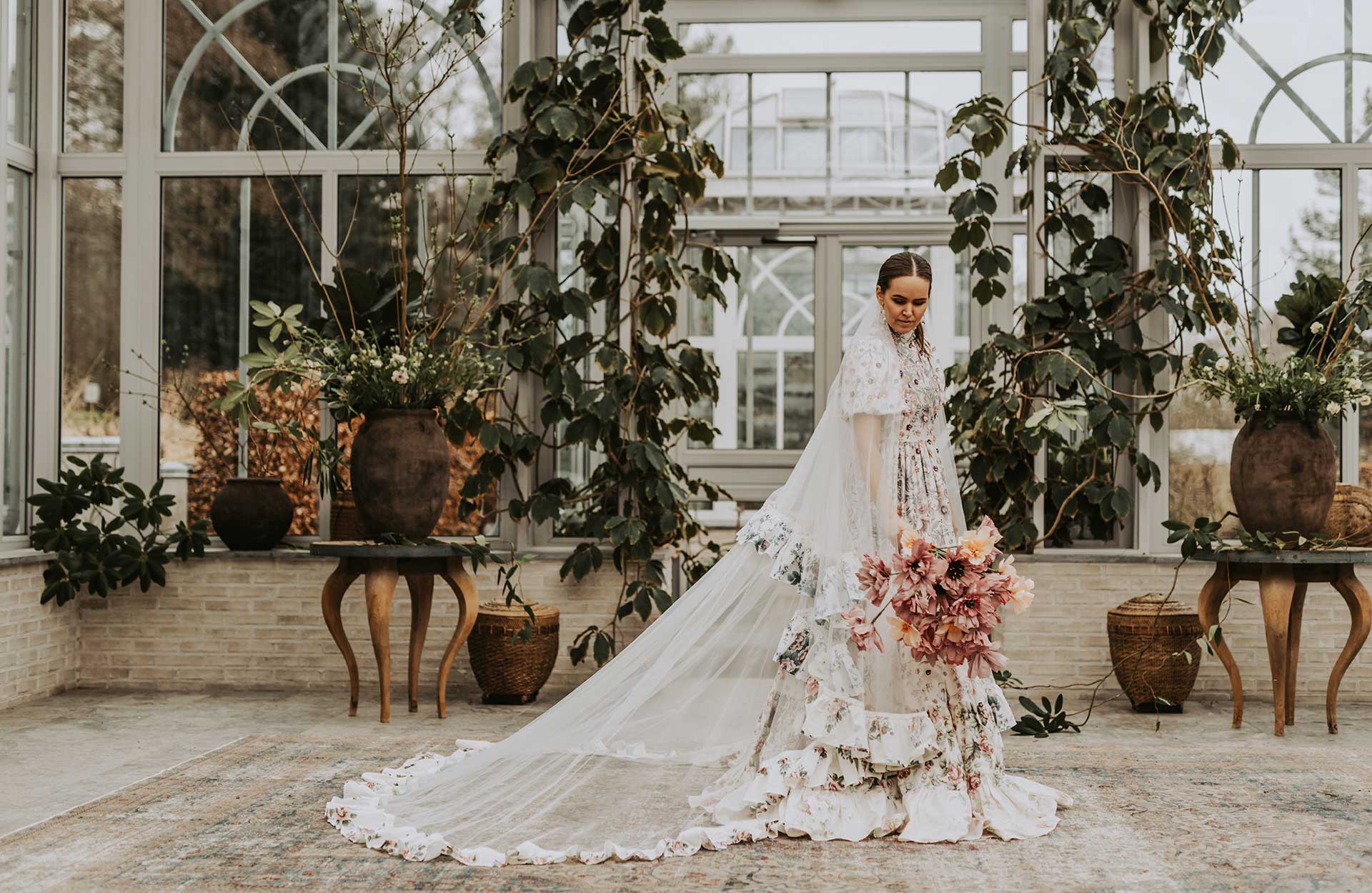 Norrvikens Bröllopsklänning - design Frida Jonsvens Norrvikens Bröllopsklänning - design Frida Jonsvens