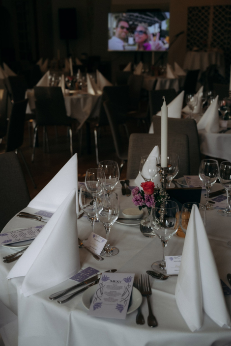 Bröllopsdukning – foto: Jekaterina Komova Bröllopsdukning - foto: Jekaterina Komova