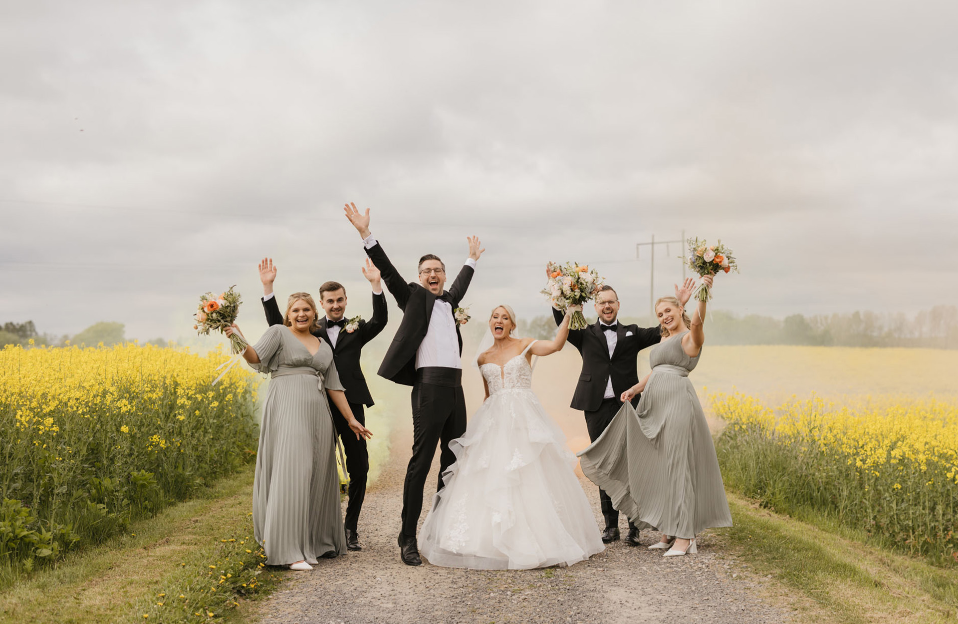 Malin & Rickard sa ja när rapsen blommade
